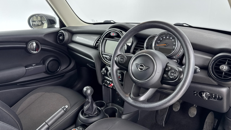 MINI Hatchback 1.5 Cooper Classic II 3dr Petrol Hatchback